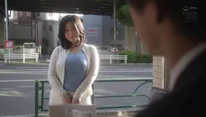 Người chồng yếu không làm lên đỉnh, người vợ lên mạng tìm trai trẻ nện khỏe